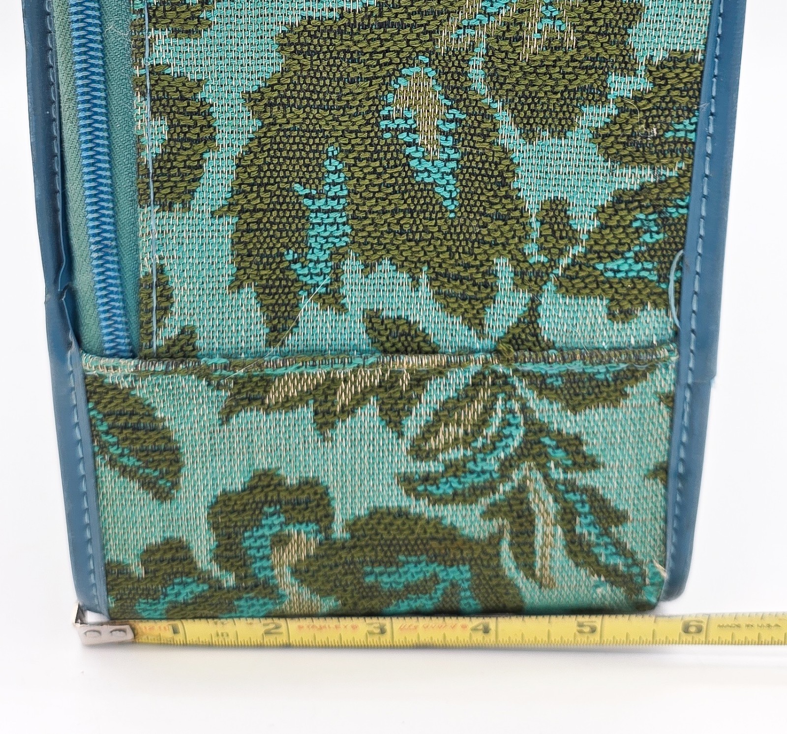Vtg Suitcase 60’s – 70’s Mod Flower Cloth Blue Green Train Case Luggage 15”
