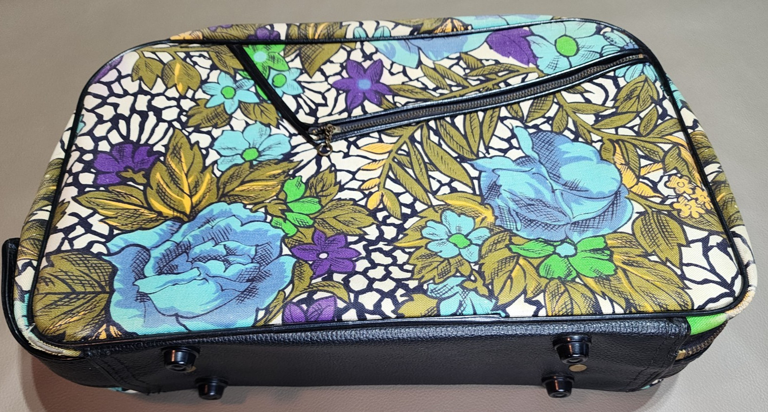Vintage 70s Retro Floral Suitcase Small Travel Luggage Flower Power Japan No Key