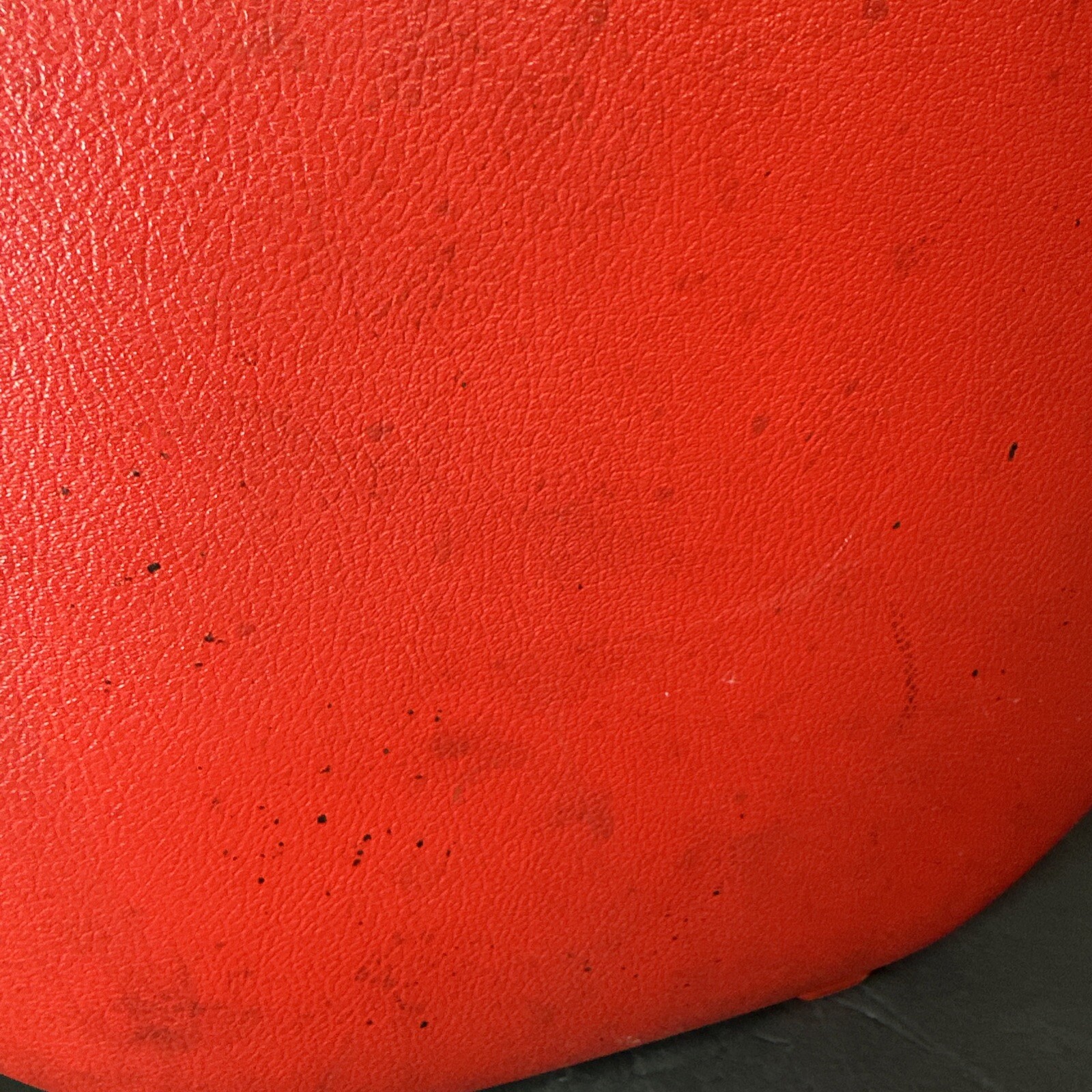 Vintage American Tourister Tiara Hat Box Red Round 20” Suitcase Luggage