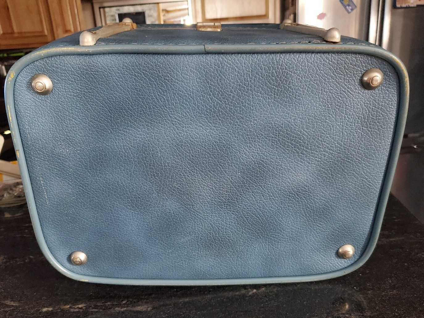 Vintage American Voyager Luggage Travel Train Makeup Case Blue 13″x9″ 1950s