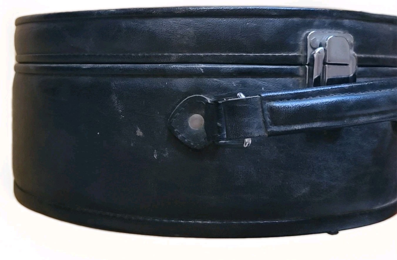 Vintage Y2K Cosmetic/Travel Case From Dillards Sunset MALL VERY RARE FIND!!!!