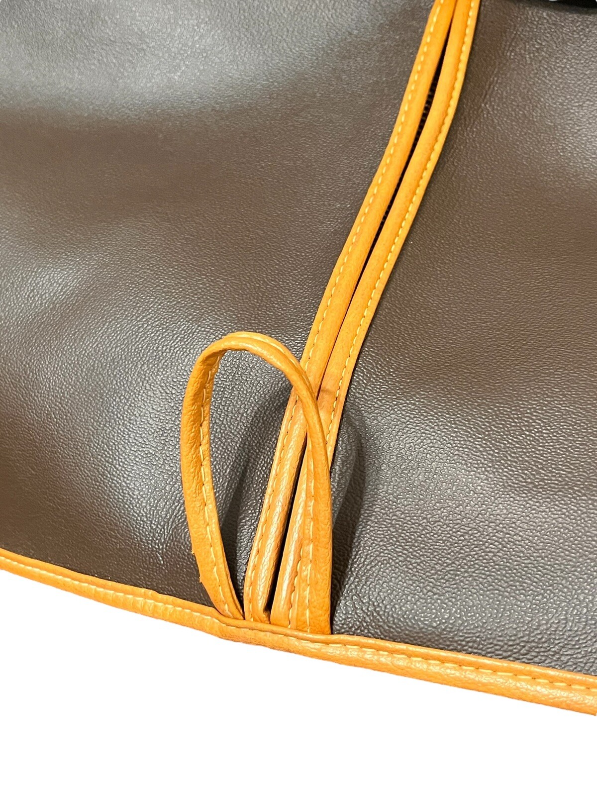 Vintage LE Aramis Faux Leather Classic Travel Garment Bag The Club Suiter No. 1
