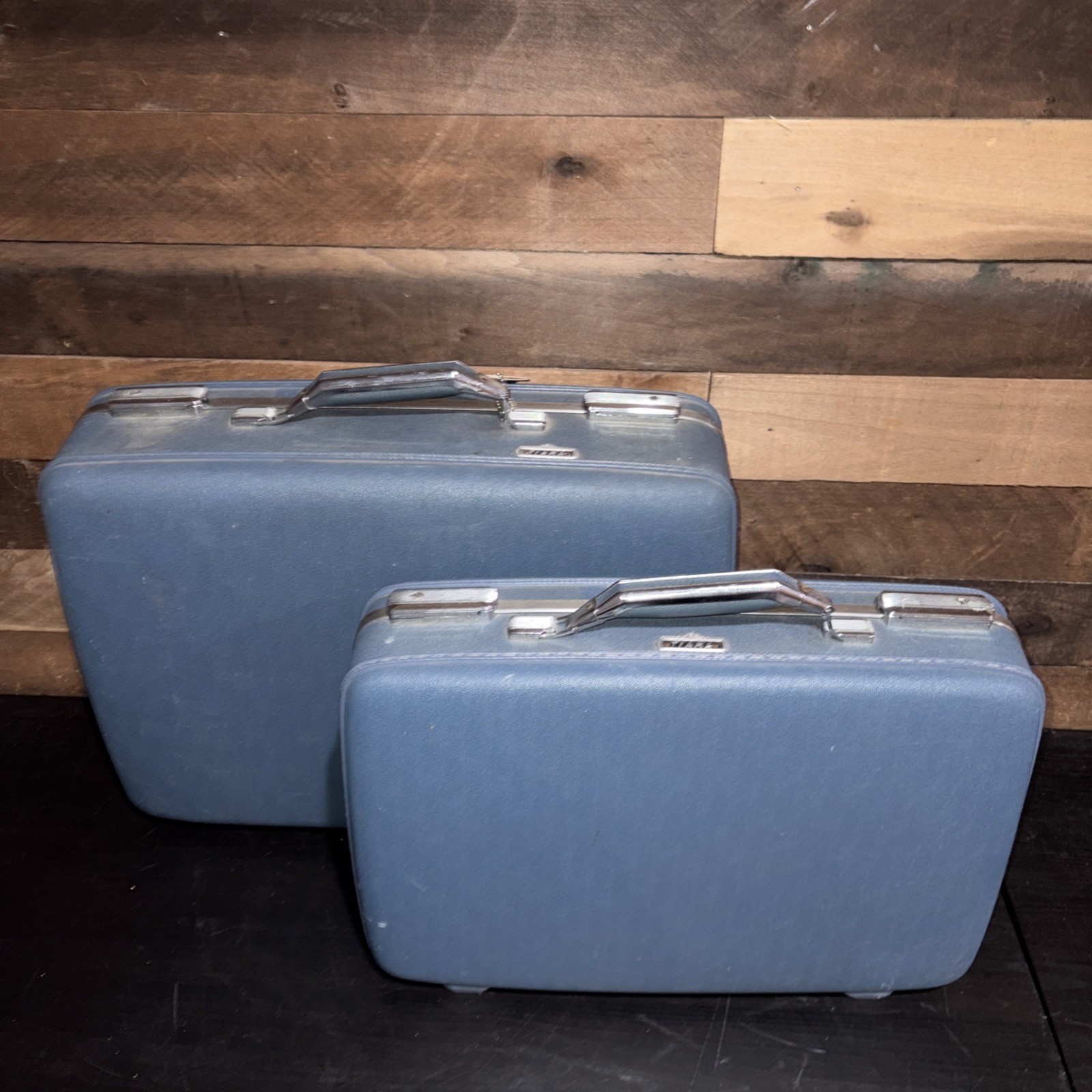 2 Set Vintage American Tourister “Tiara” Hard Shell Suitcase W Keys
