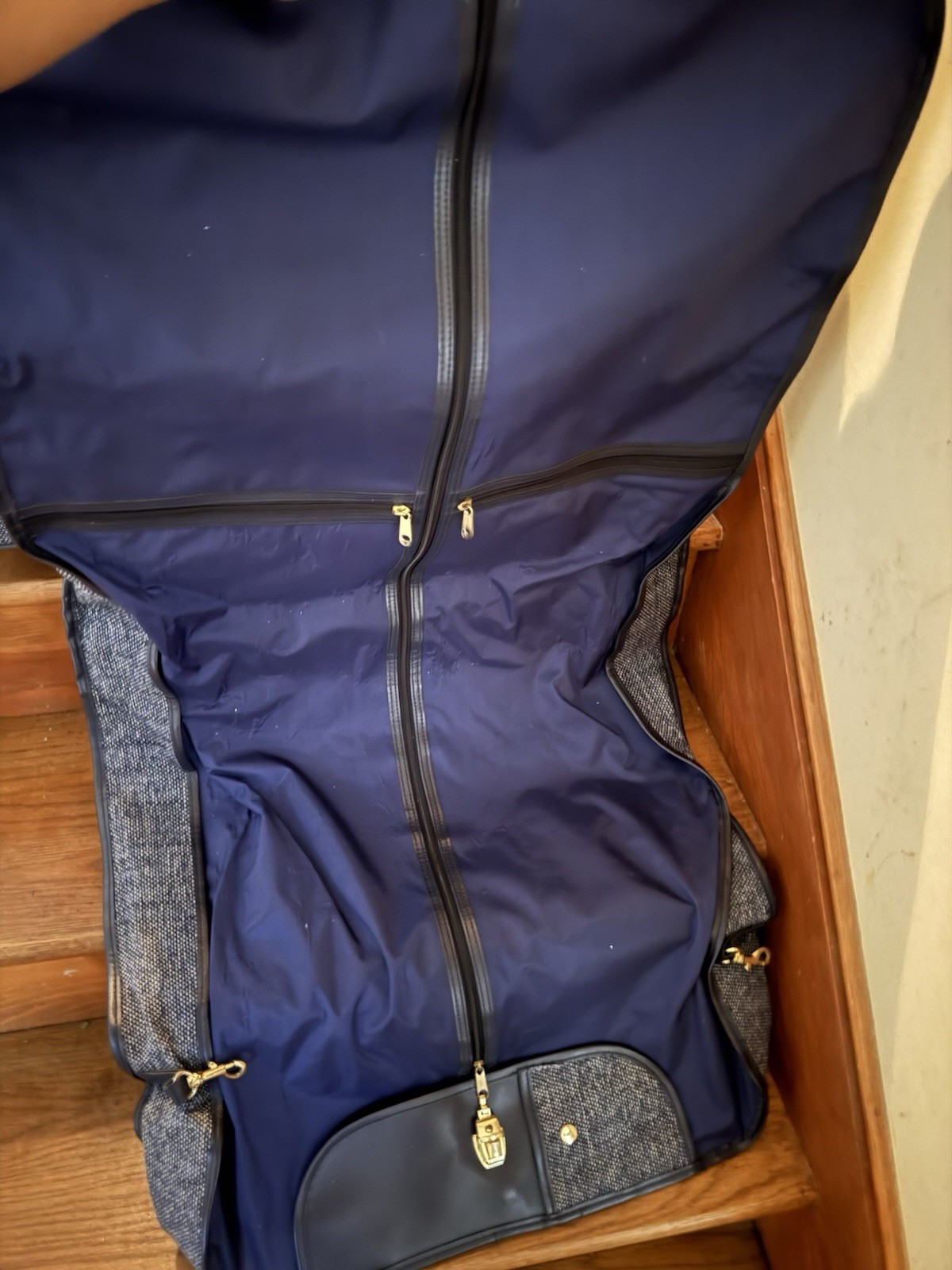 Fifth Avenue Vintage Luggage Set