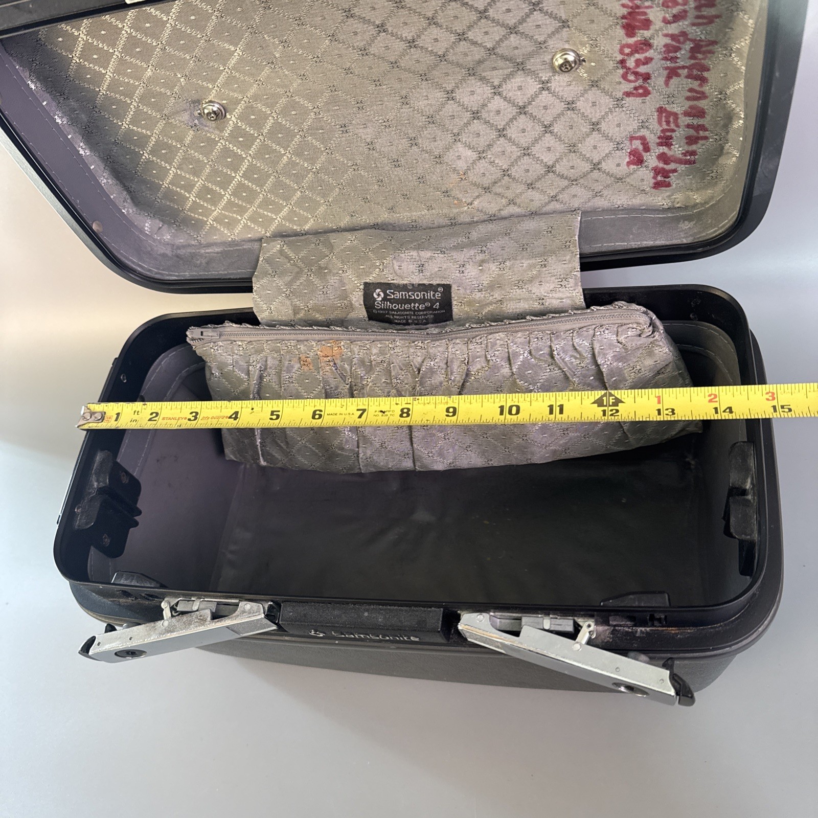 1987 Samsonite Silhouette 4 Hard Shell Gray Cosmetic Makeup Travel Train Case