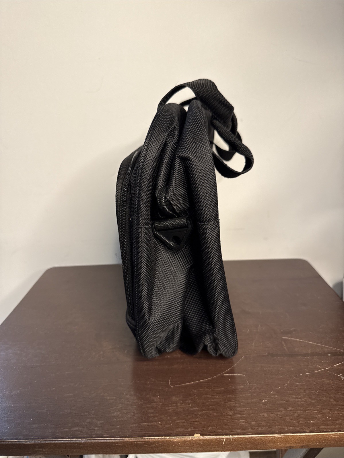 Skyway Sigma 4.0 16″ Travel Tote Bag Black Carry On Personal Item Underseat Bag