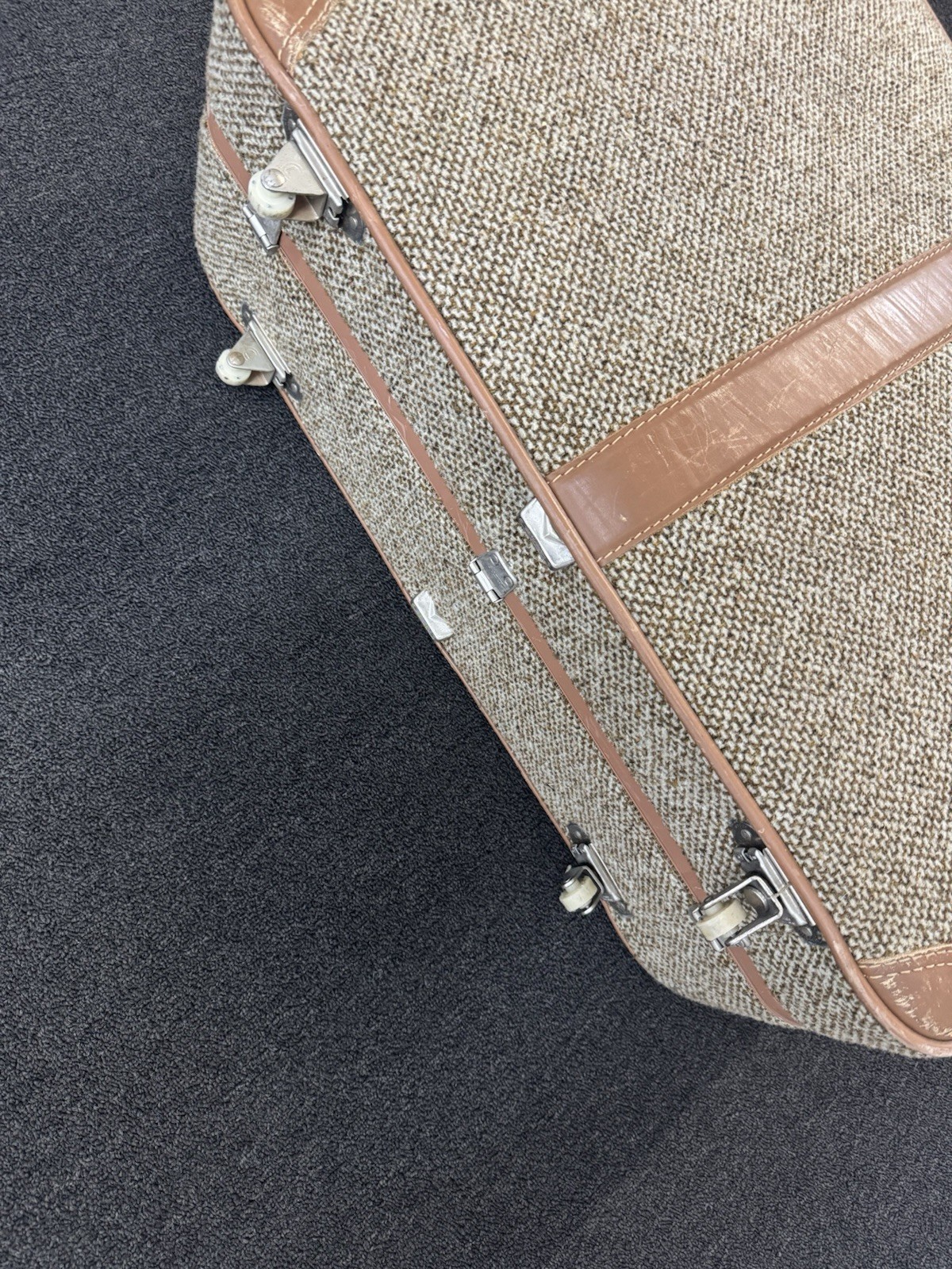 Vintage Ventura Tweed Suitcase Carry On Luggage USA Rolling Travel Case