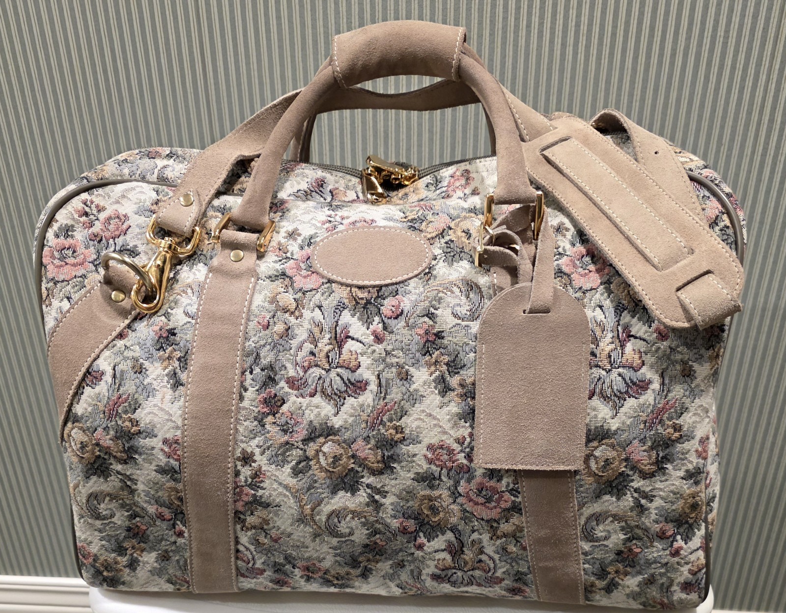 French Luggage Company Grey Rose Duffle Bag with Toiletry Bag