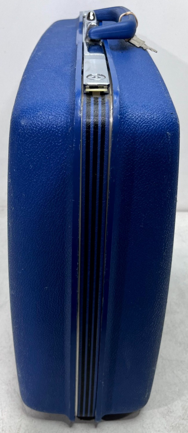 Vintage Samsonite Concord Blue Hard Shell Suitcase Locking Key 20x16x6 W/ Key