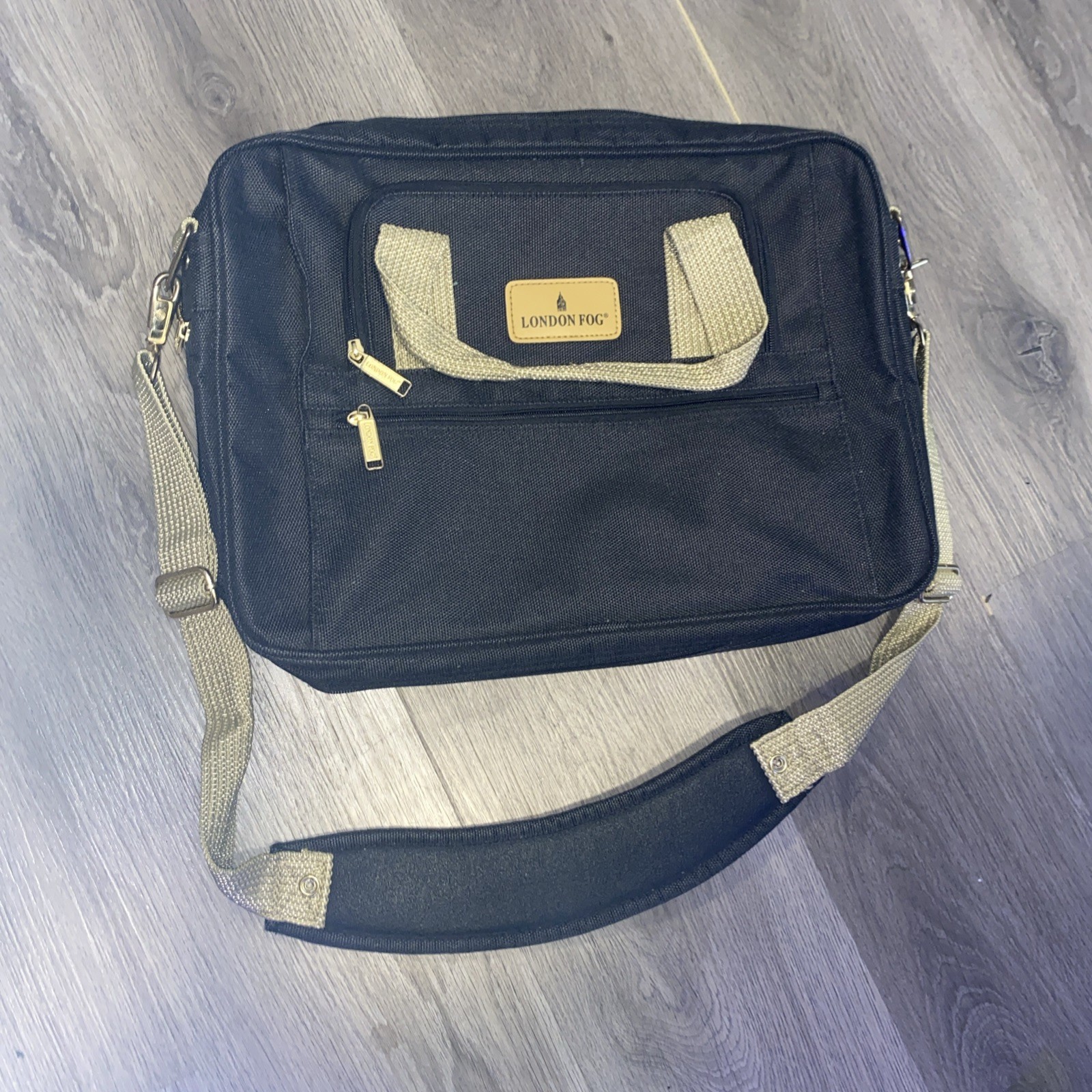 Genuine London Fog Black & Tan Computer Travel Luggage Bag w/ Strap 12 x 17 Zip