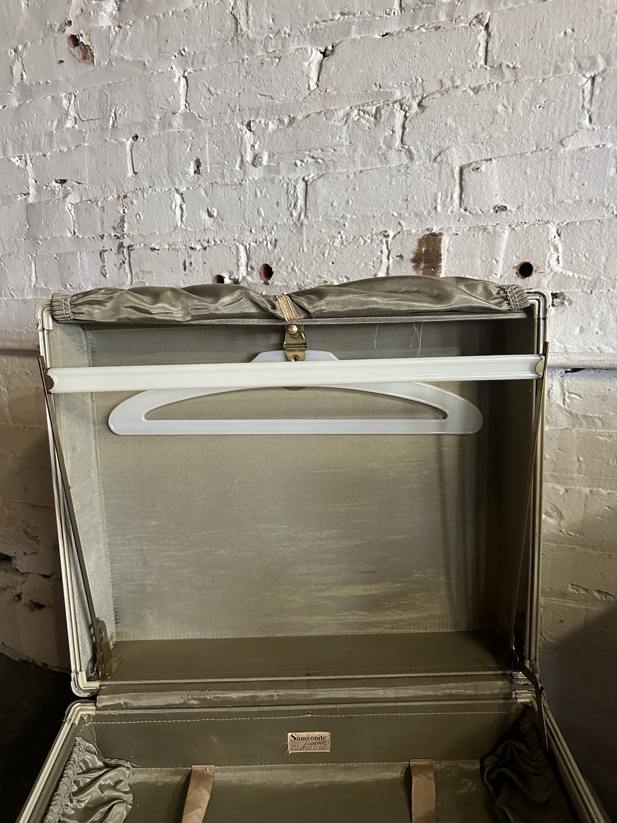 Vintage Marble White Samsonite Suitcase Luggage Train Wardrobe Overnight Rawhide