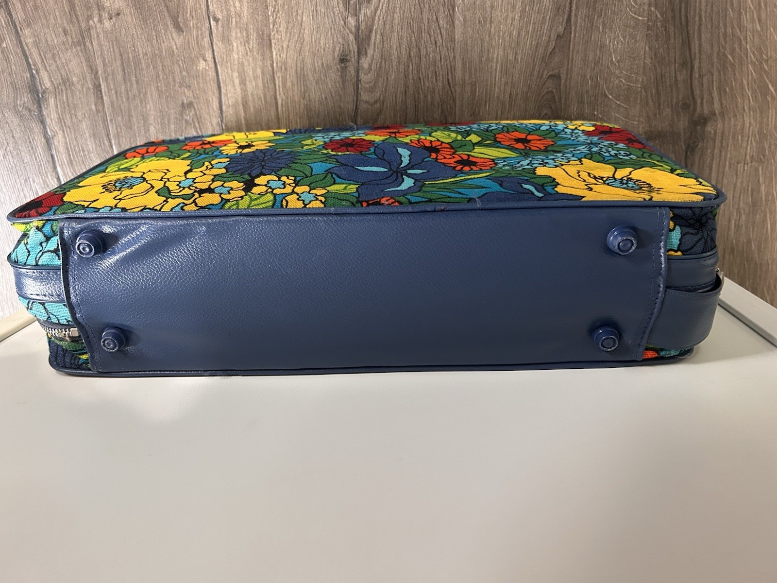 Vintage Flower Power Suitcase Luggage 60s-70’s BoHo Hippee bold galaxy trav-ler