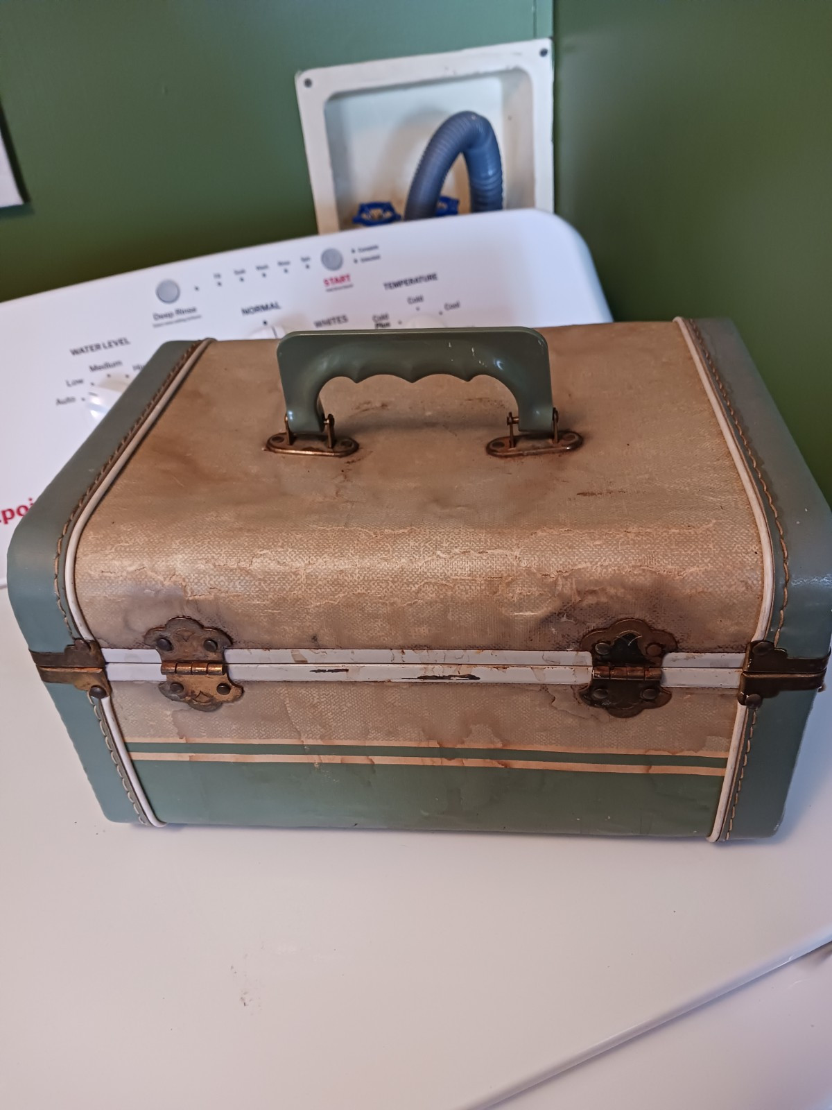 Vintage Vanity Train Case Luggage Makeup 40s 50s MCM