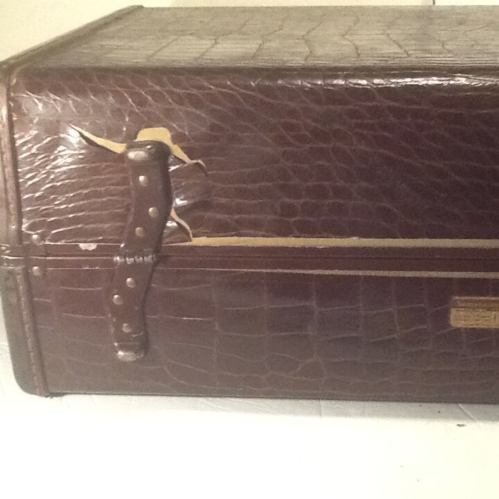 VINTAGE SAMSONITE ALLIGATOR SUITCASE LUGGAGE 1950’s/60’s patina 4132