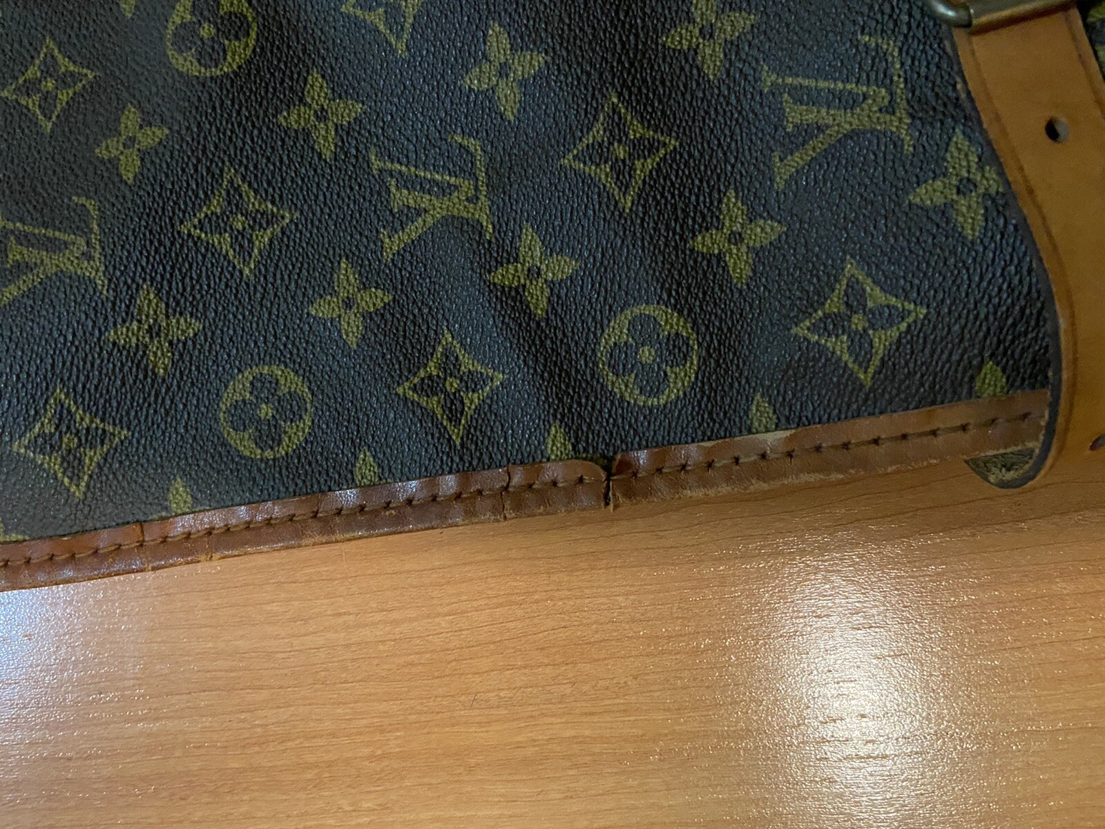 Louis Vuitton Ski Bag “Etui Pour Paire de Skis en Toile” (1968) Extremely Rare