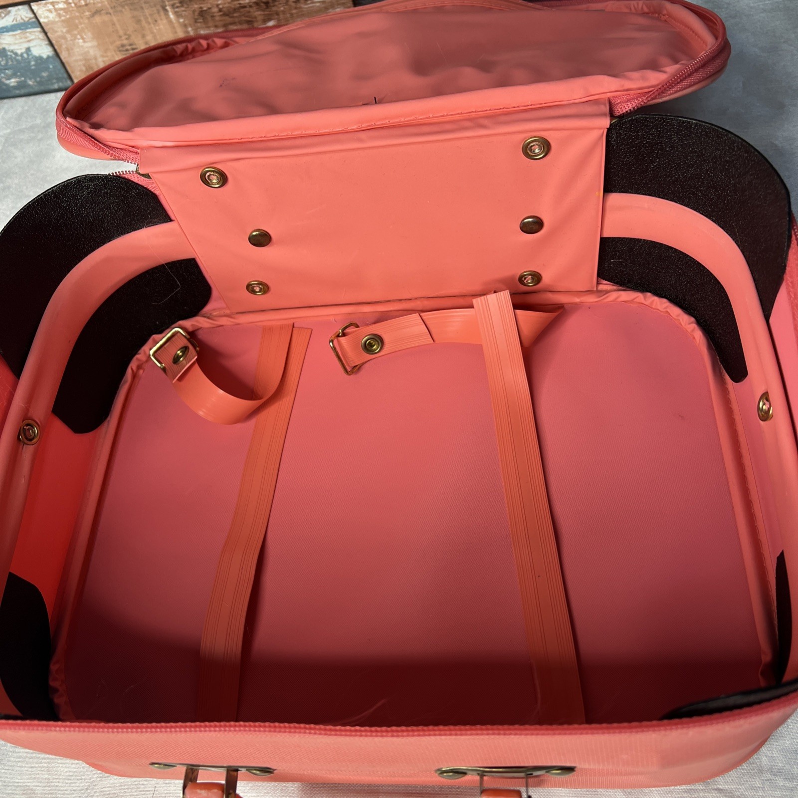 Vintage GOING TO GRANDMA’S Pink 1980s Childs Vinyl Suitcase Travel Carry On