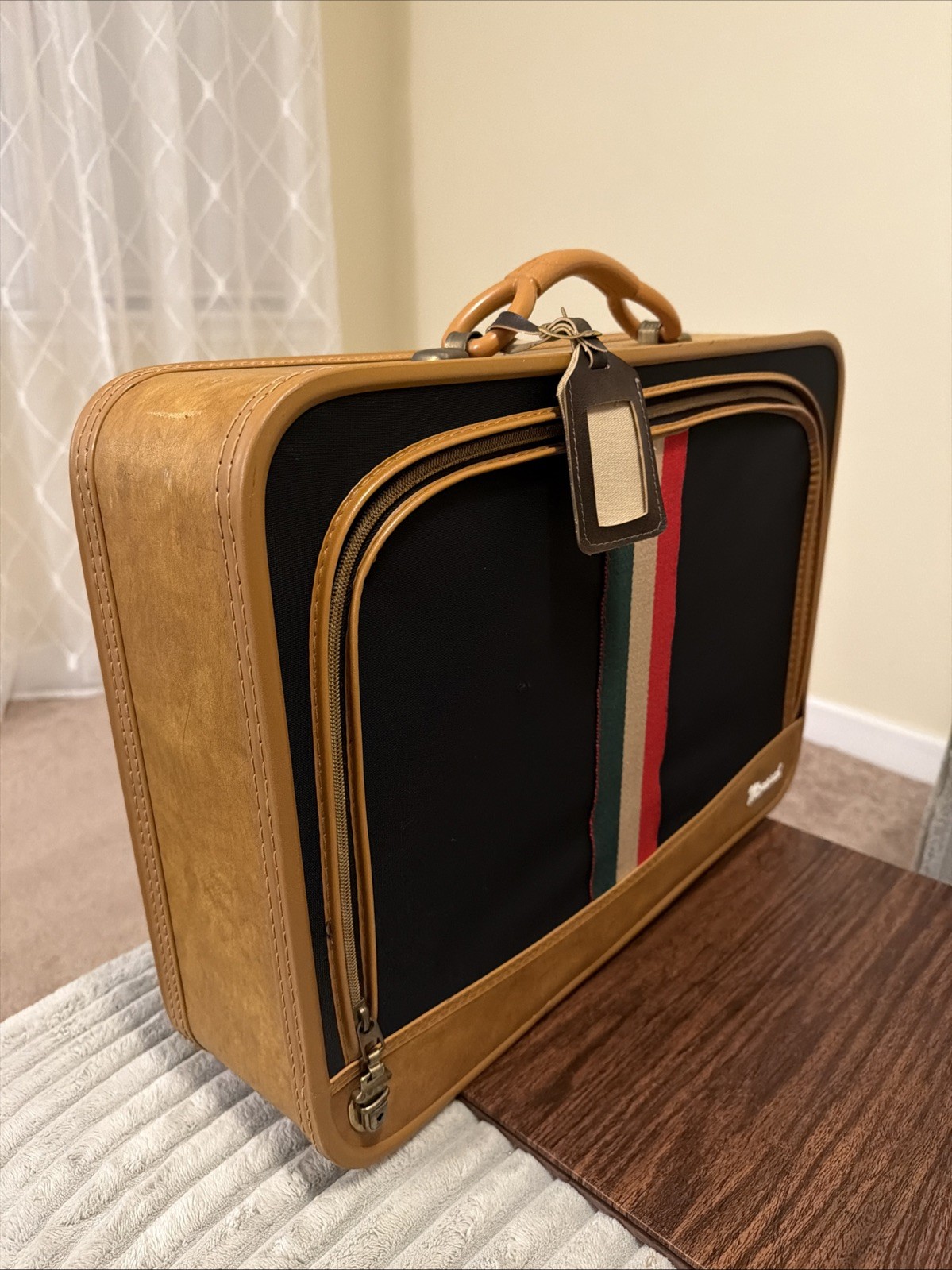 Monarch Classic Retro Suitcase – Mid-Century Modern Travel Gea