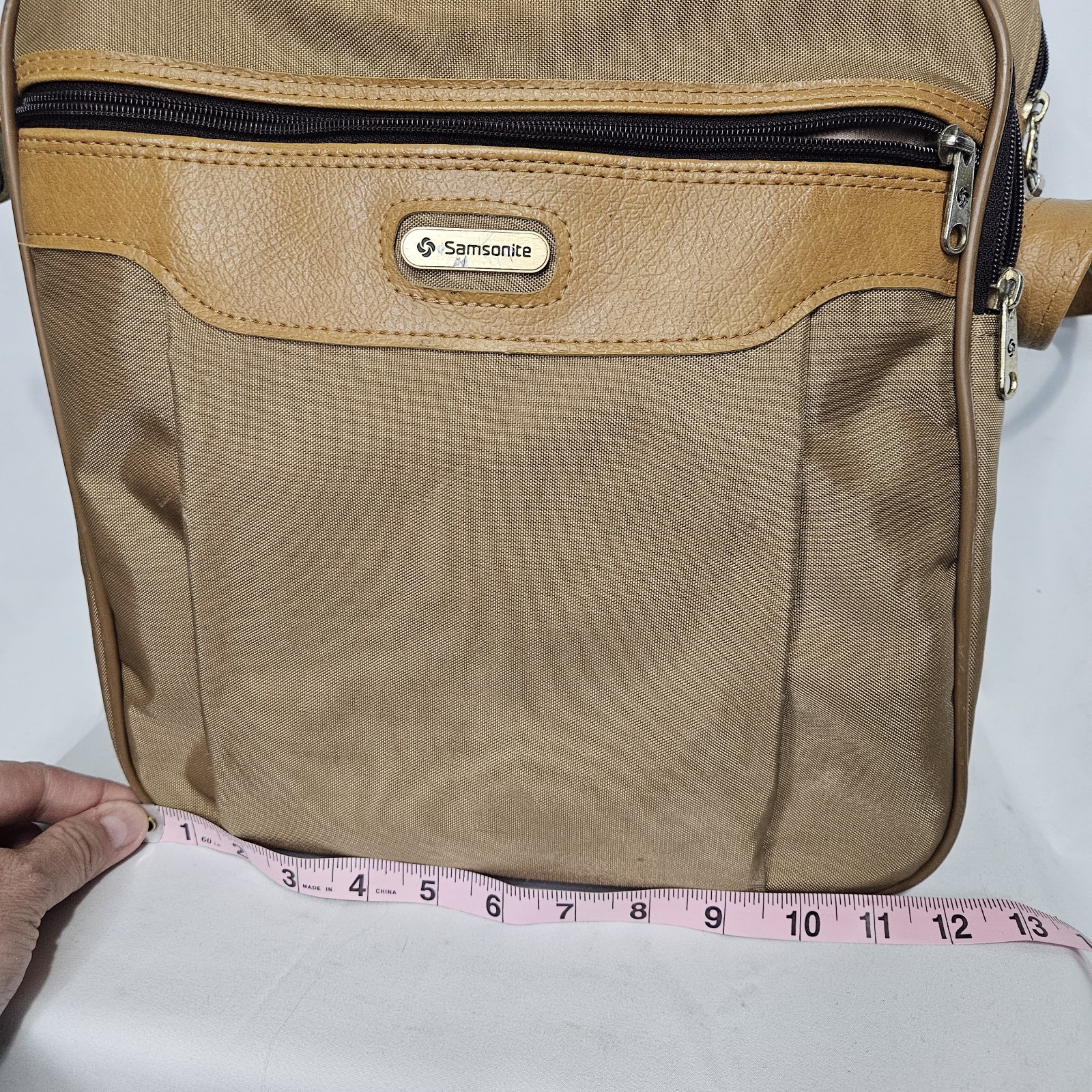 Vintage 1980s Samsonite Special Edition Carry-on Shoulder Crossbody 16″ Bag Tan
