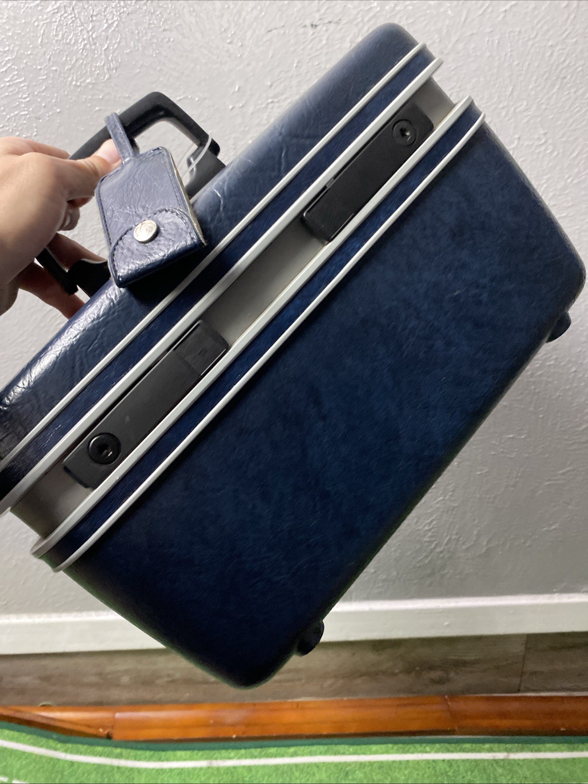 Samsonite Contour II Blue Hard Shell Carry On / Make-up Case – Keys, Tray & Tag