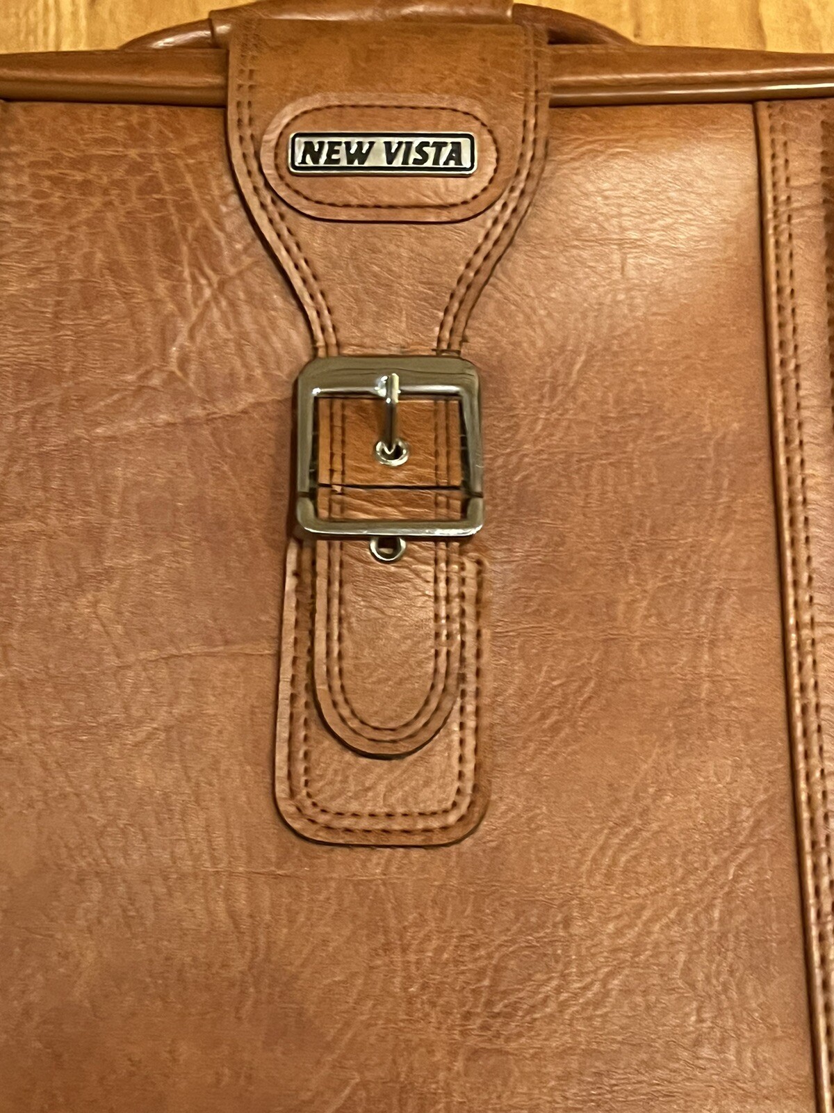 Vintage New Vista Brown Leather Suitcase Medium Size