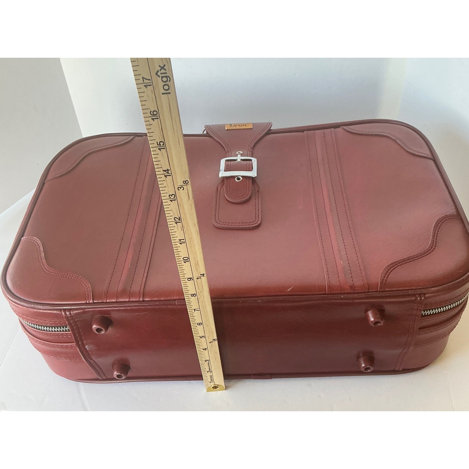 Lynx Vintage Suitcase Burgundy Faux Leather Buckle Carry On Bag 22in Travel