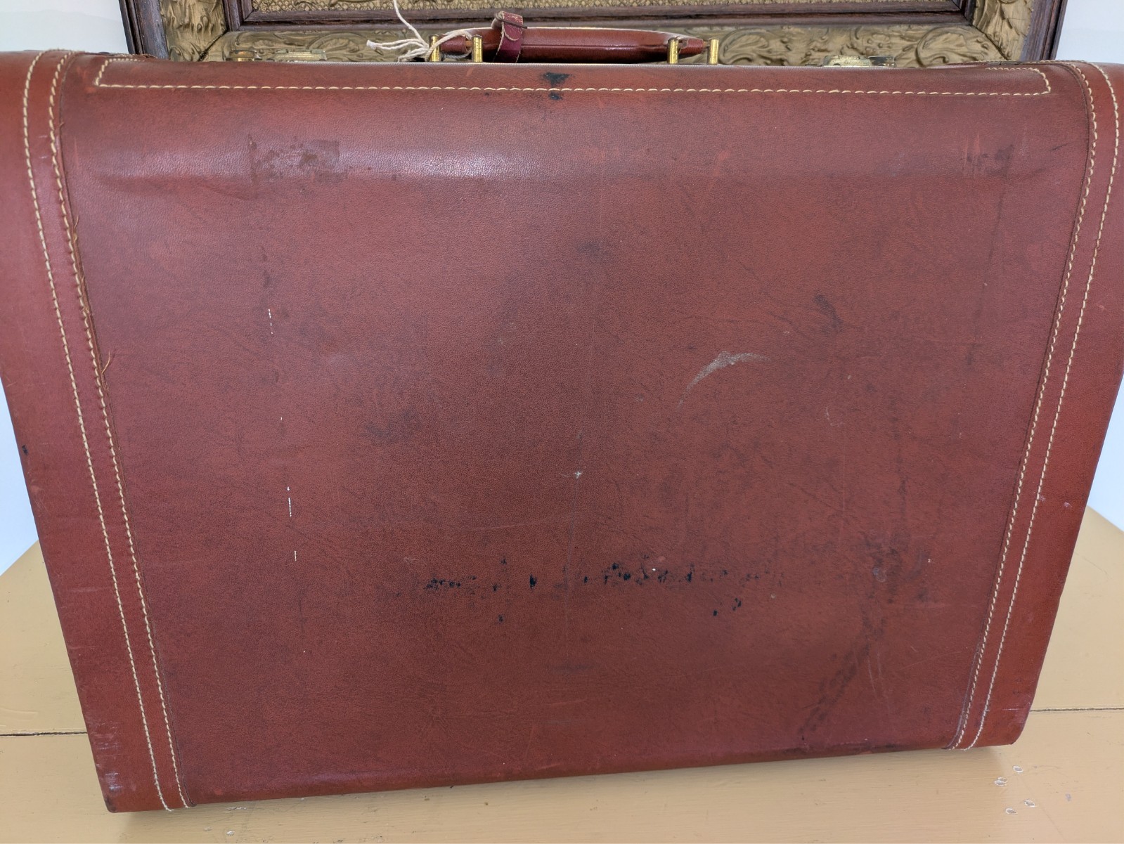 Vintage mid-century Saddle Tan Faux Leather Hard Shell Luggage Set