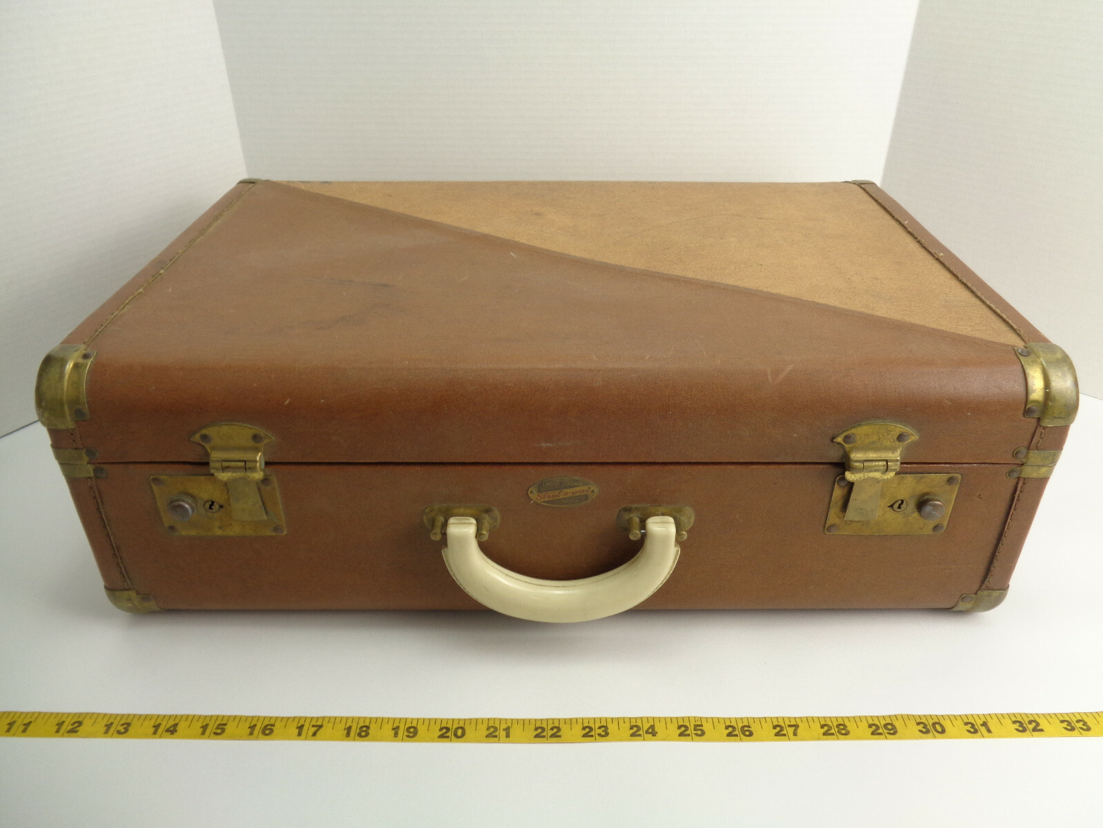 Vintage Strat-O-Way Luxury Luggage Suitcase Seattle Hard Shell Lined
