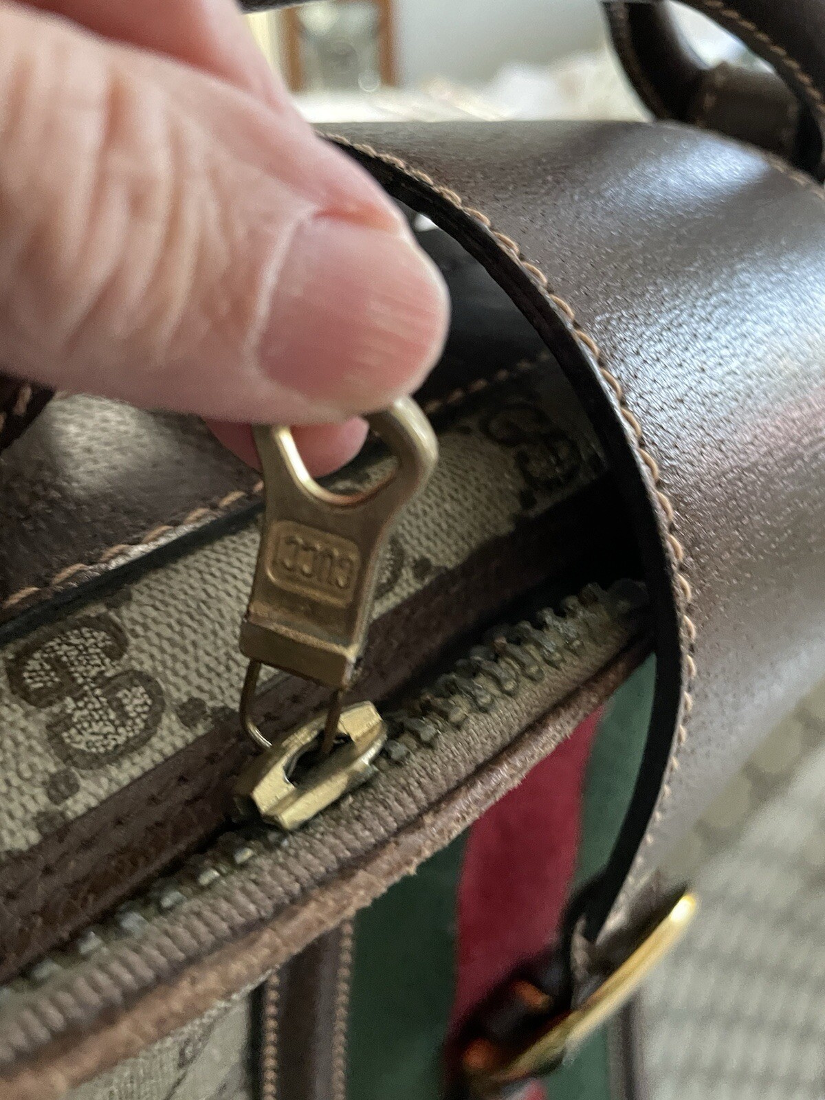 Vintage Gucci GG Monogram Canvas Large Suitcase Garment Bag Luggage 1983 Key 🌞