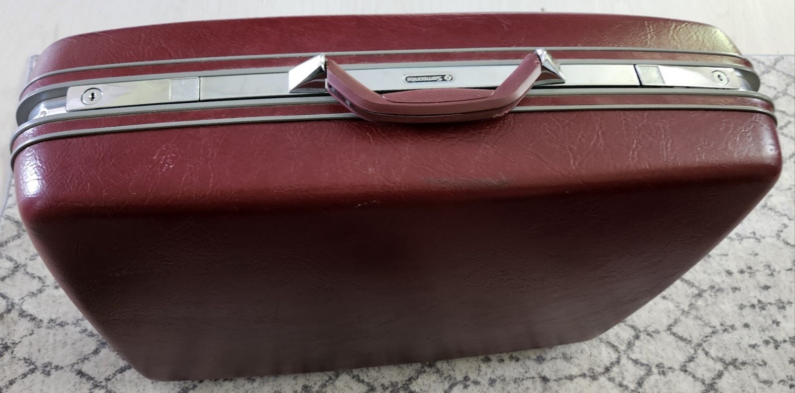 Vintage Samsonite Sentry Maroon Hard Case Paperwork And Keys SEE DESCRIPTION