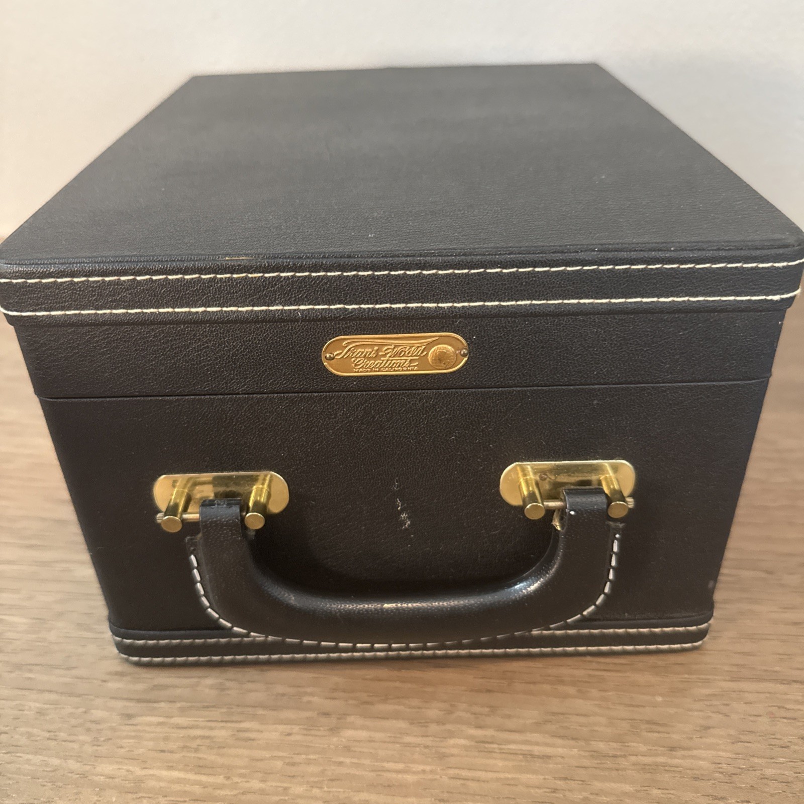 Trans World Creations Leather Hardcase Vintage Case Black 8.5” X 10.5” X 4.5”