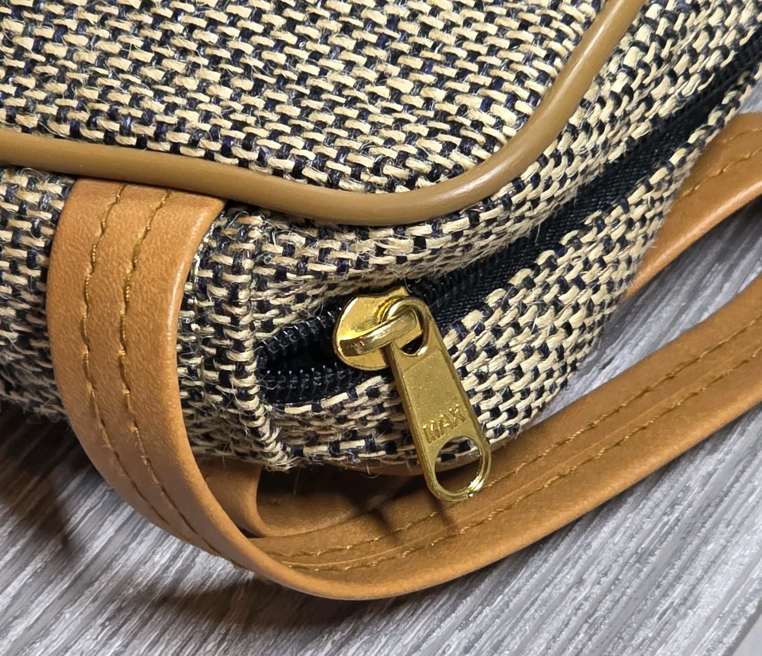 Vintage Fifth Avenue DOPP Kit Bag Make Up Bag Travel Bag Tweed Plaid