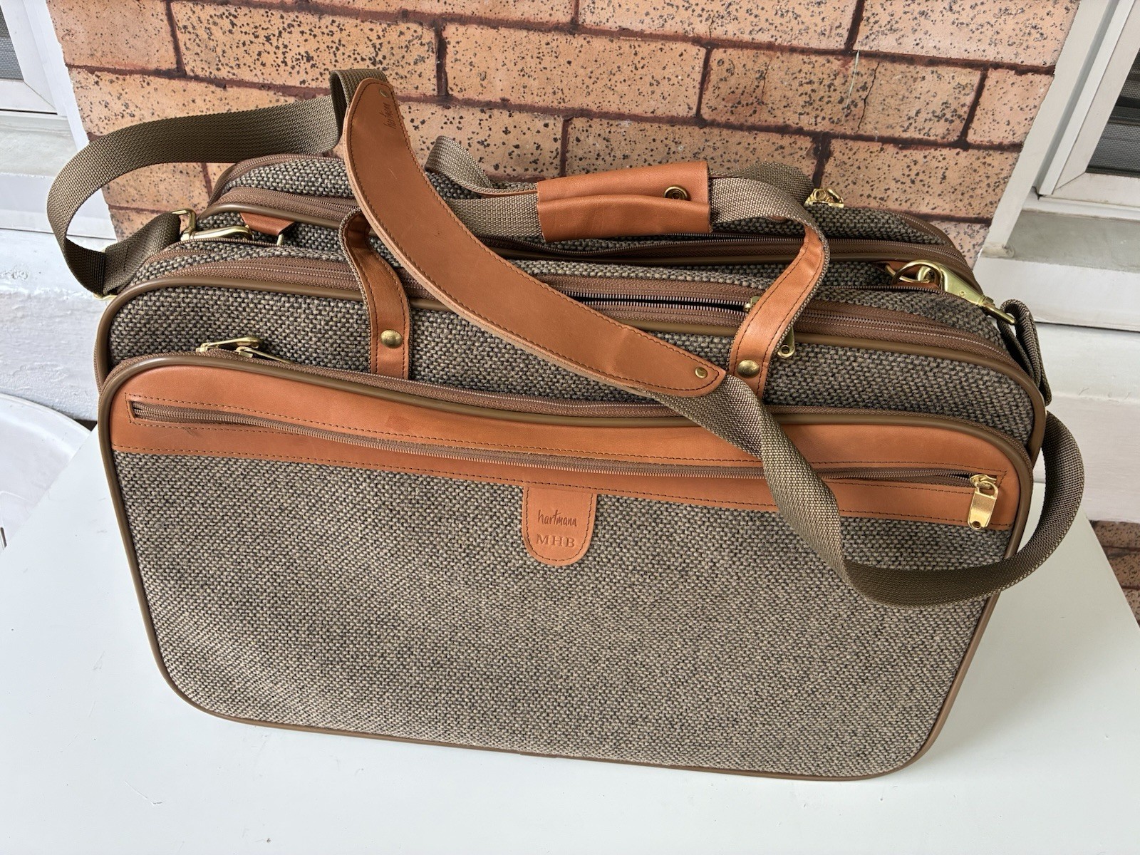 Hartmann MHB~Tweed &Leather 22″ Carry on Luggage Bag Vintage Case Strap Weekende