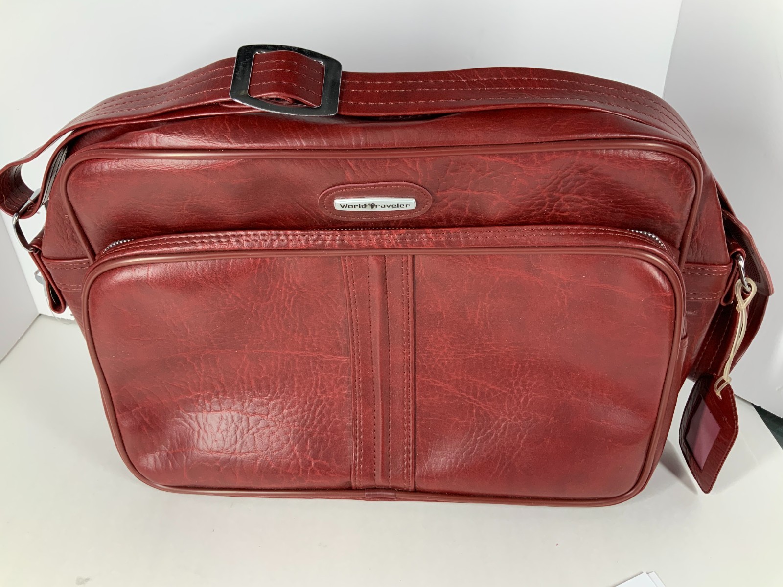 Vintage 70’s World Traveler Rust Brown Luggage CARRY ON Over Night Travel Bag