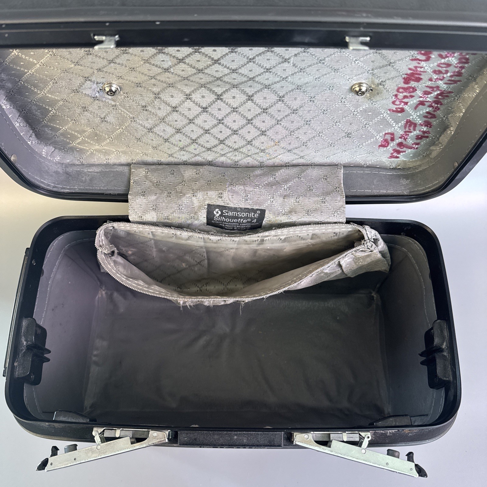 1987 Samsonite Silhouette 4 Hard Shell Gray Cosmetic Makeup Travel Train Case