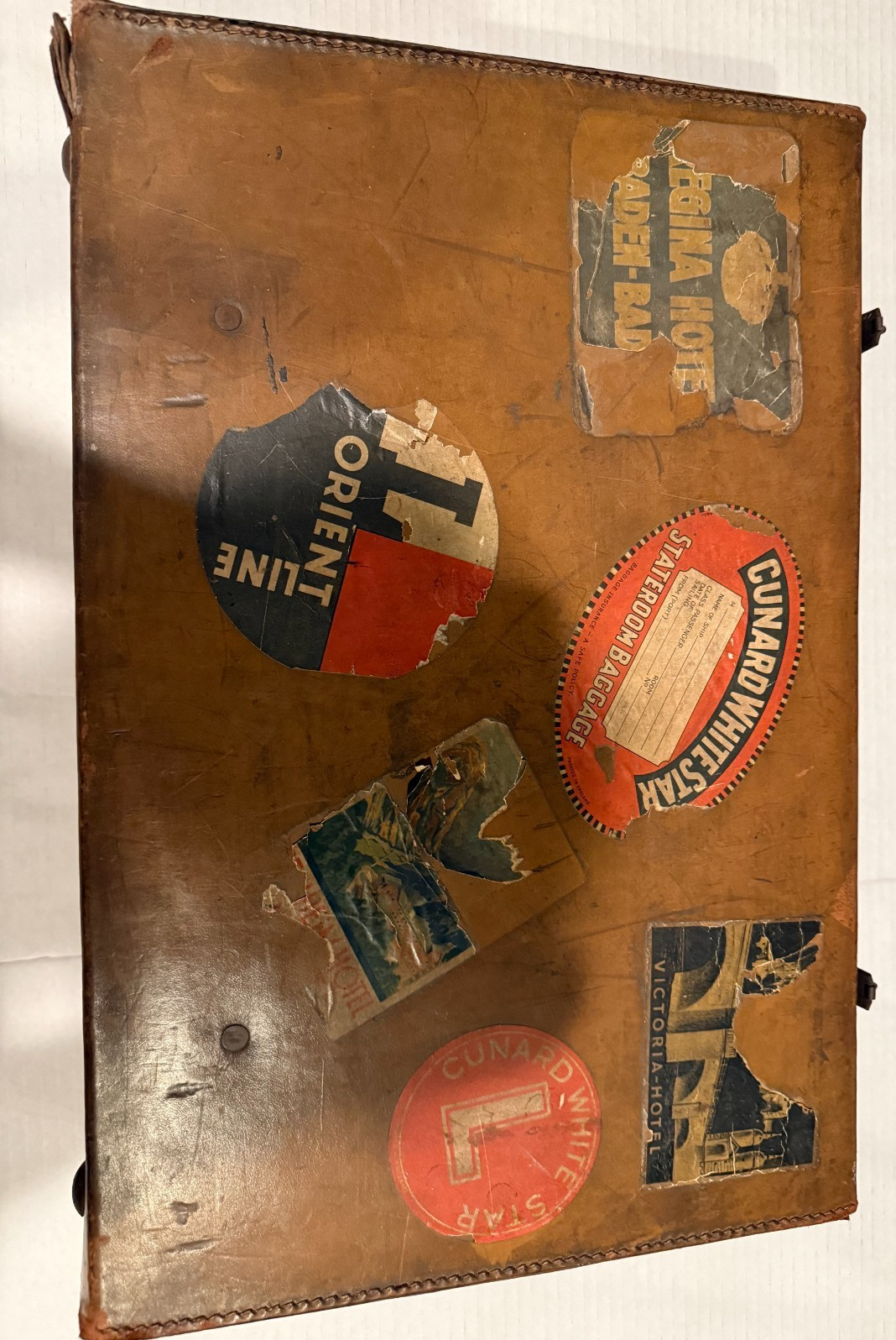 Antique Leather Suitcase With Cunard White Star Stateroom Baggage Sticker