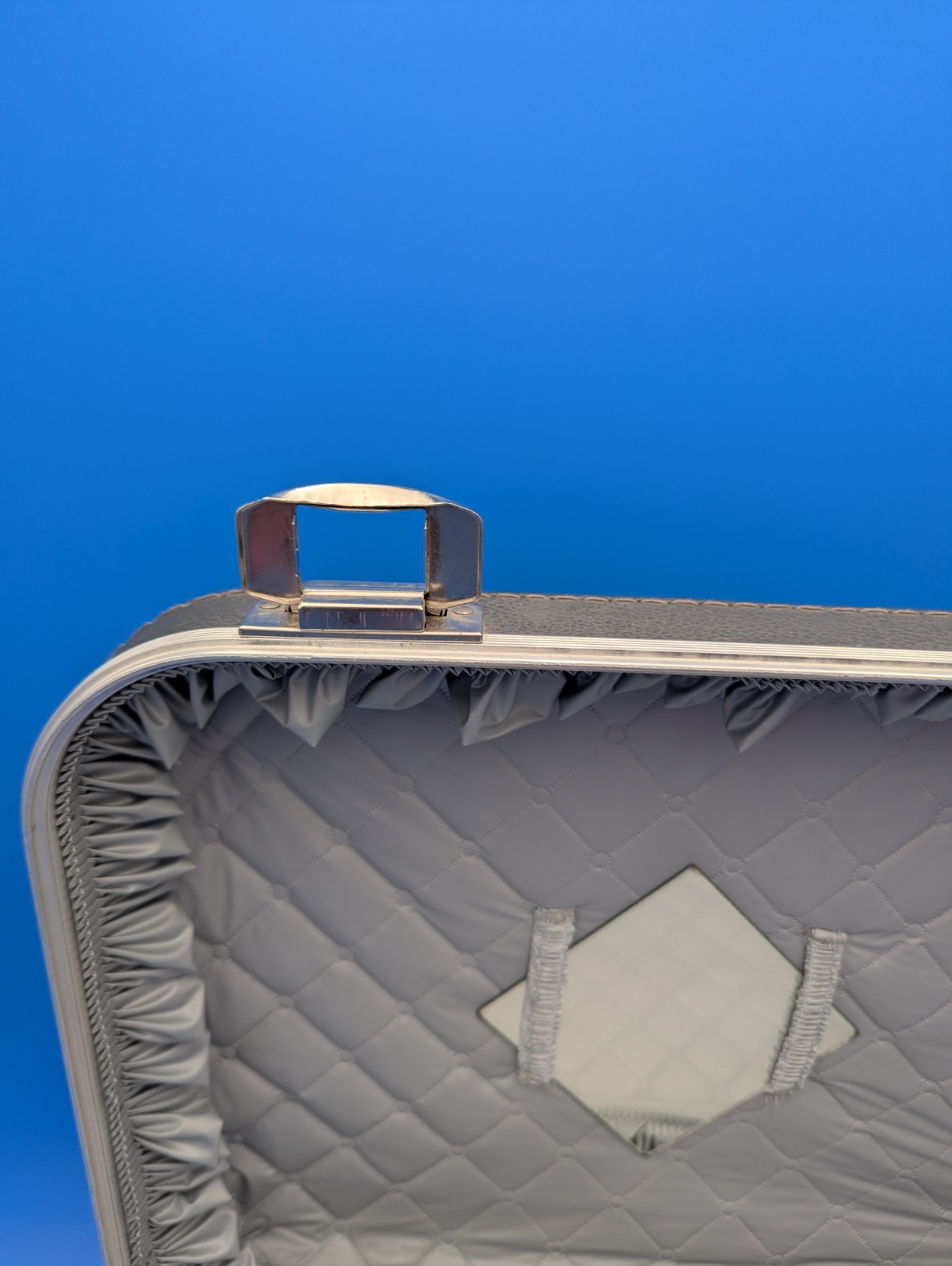 Suitcase Luggage Gray Hard Shell Metal Latches Mirror Inside Unbranded Vintage