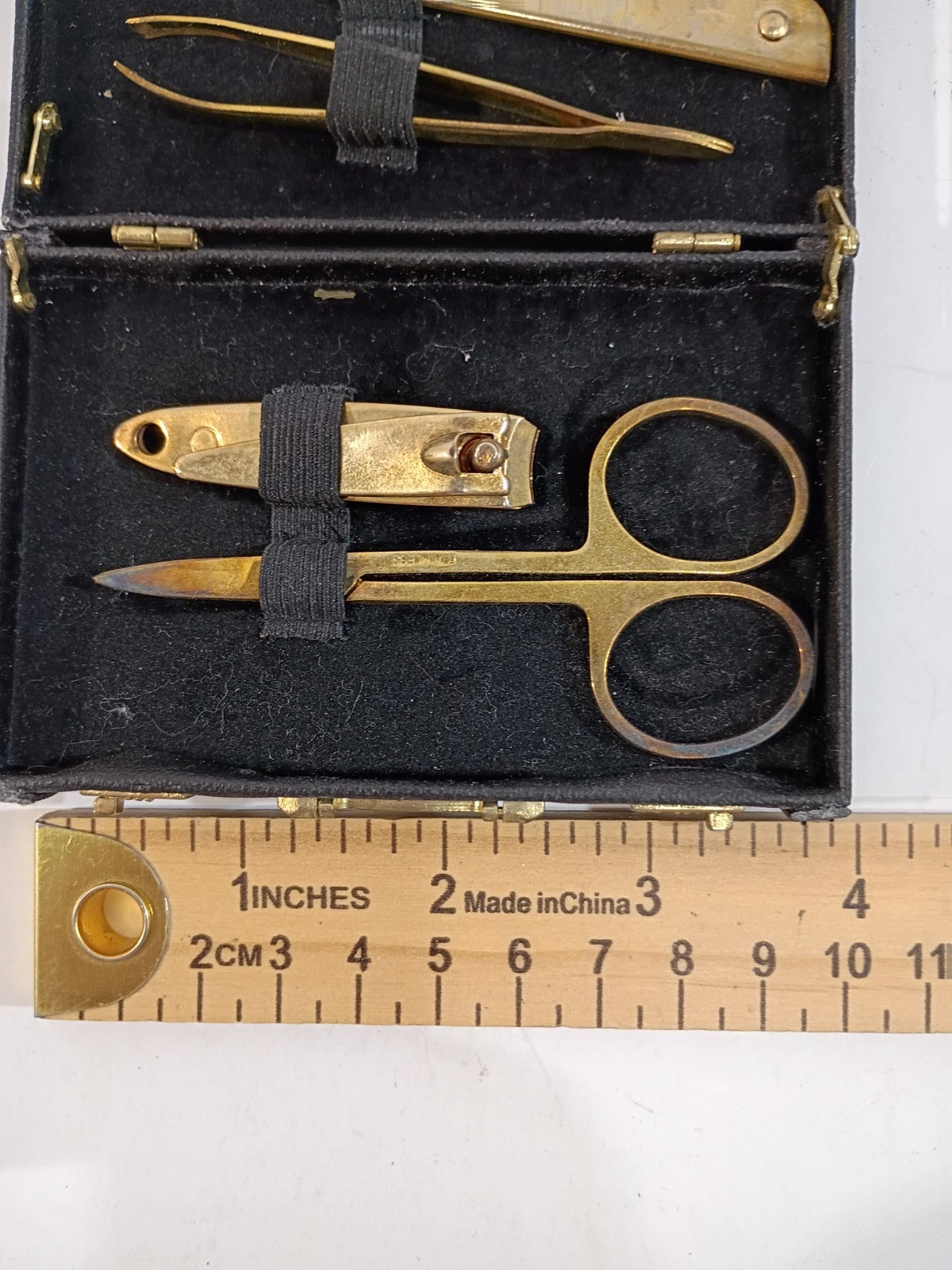 VTG manicure se in mini breif case Good condition (see notes)