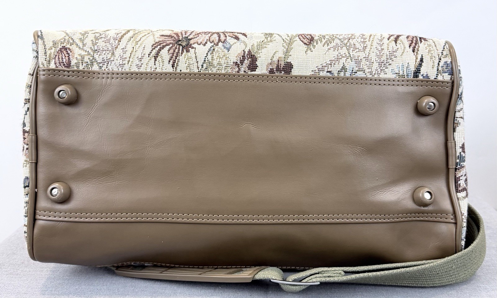 Vintage Jordache Floral Tapestry Travel Duffle Bag Carry On Weekender Overnight