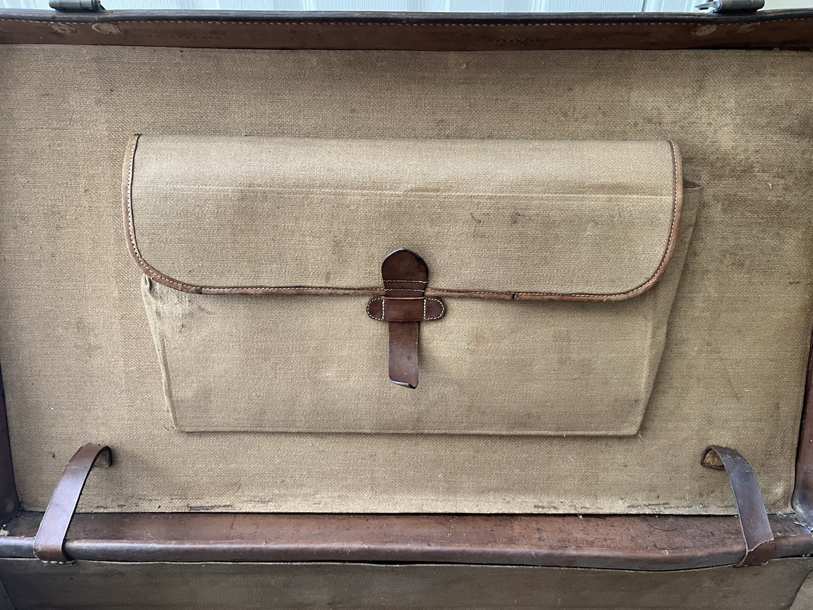 Moritz Madler Leather Travel Case, Germany 1930’s White Star Cunard Tags