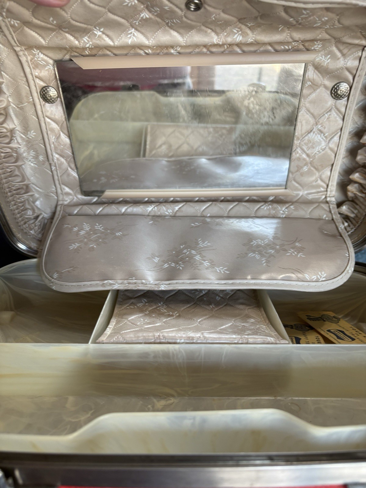 Vintage 1960s Red Hard Vinyl Vanity Case Mirror Locking Extra Compartments