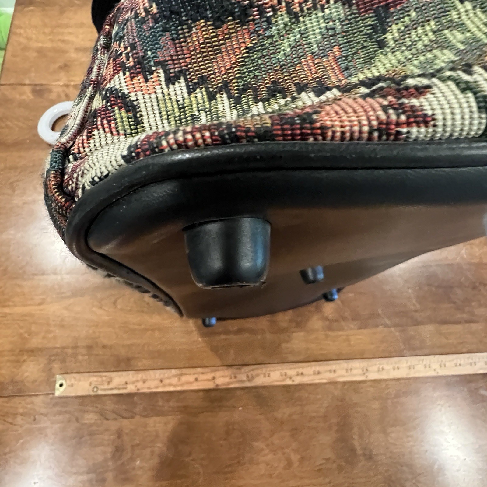 VTG American Tourister Black Floral Tapestry Duffel Bag 21″ x 10″ w/Lock & Keys