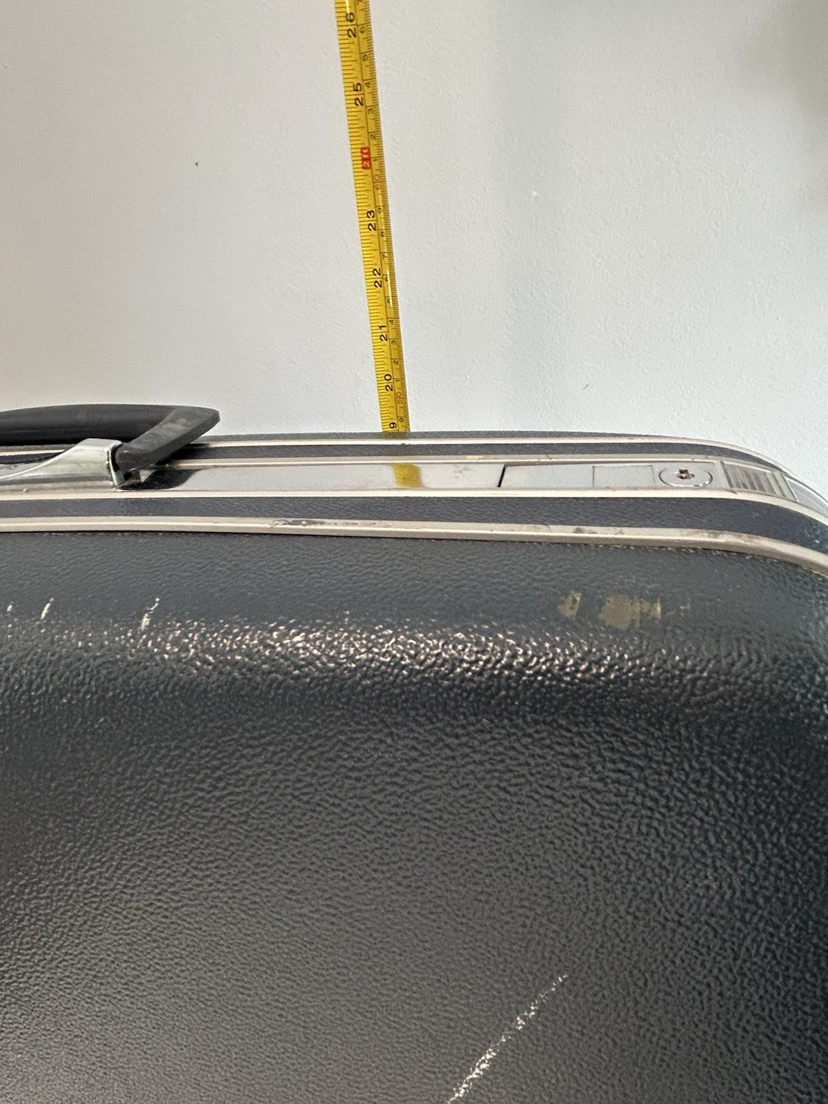 Vintage Luggage Suitcase Samsonite Silhouette Blue – 26 x 19 x 8