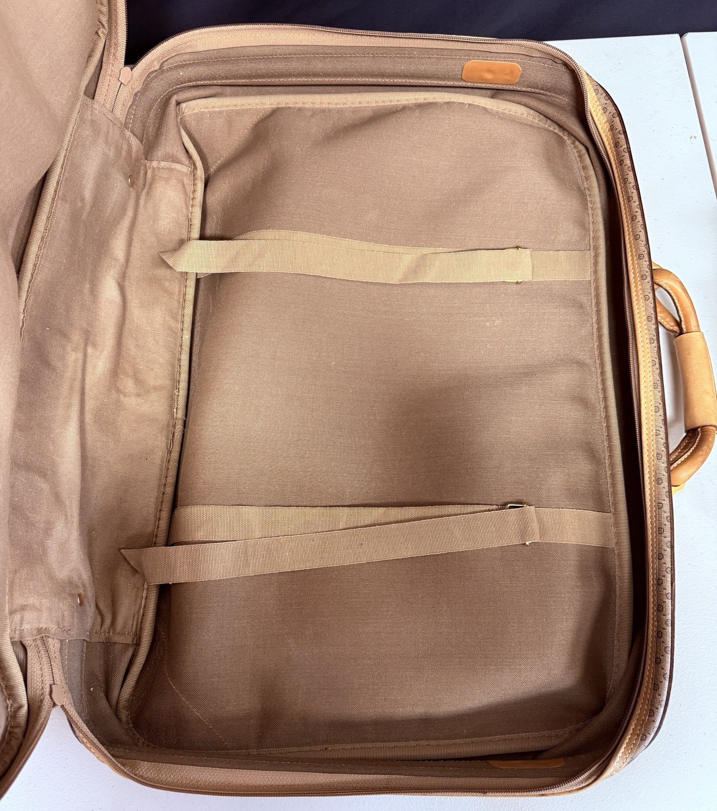 Late 1970s Canvas Gucci Large Travel Luggage/briefcase Vintage Authentic Gold HW