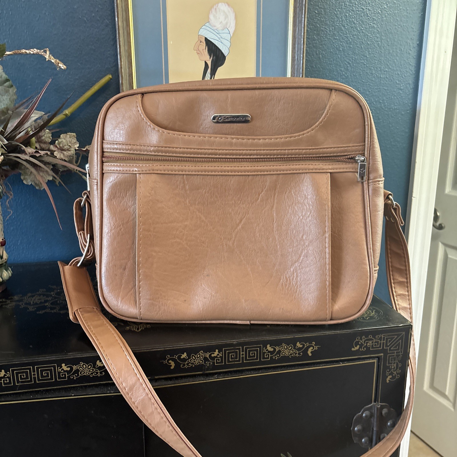 Vintage Samsonite Concord Carry On Shoulder Bag Medium Size Zip Pockets