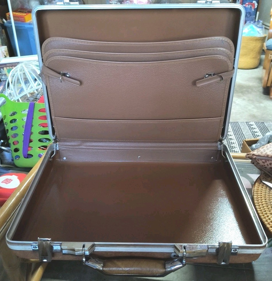 American Tourister Polara Retro 70’s Marble Brown Attache Briefcase Hard-Shell