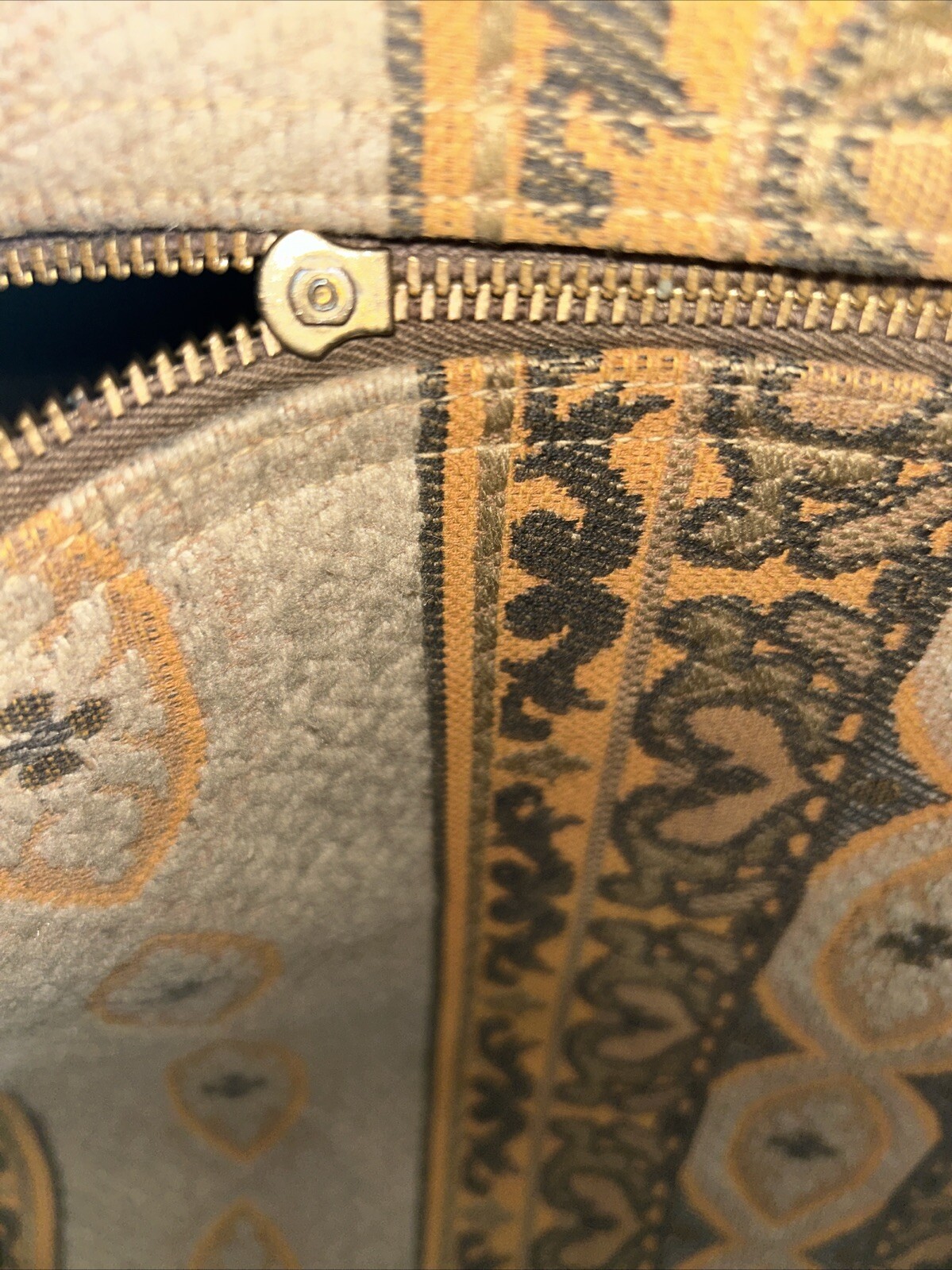 The French Company Vintage Luggage Six Piece Set Olive And Gold Tapestry
