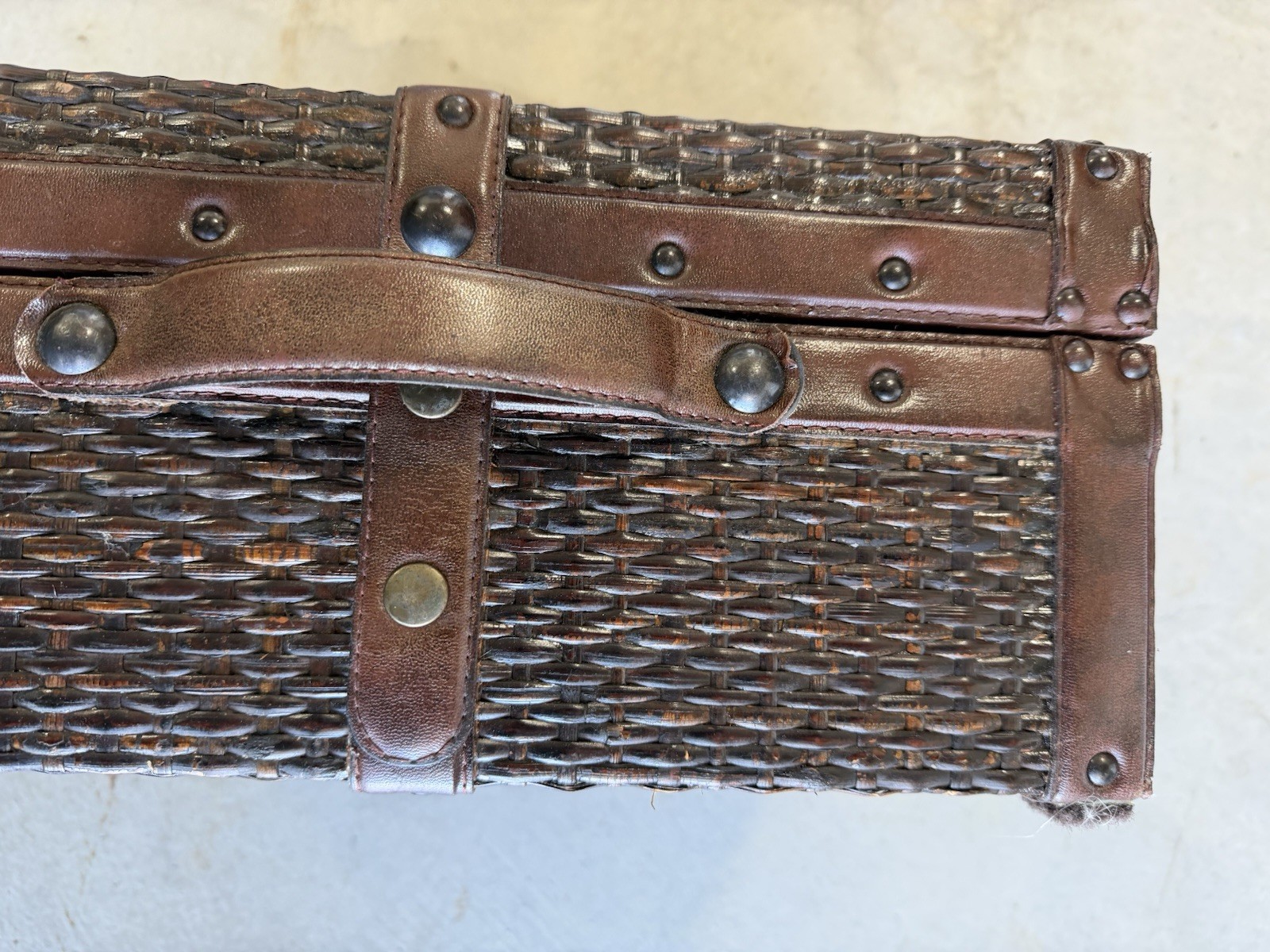 Vintage Style Woven Wicker Luggage Carry On Suitcase Decor Accent
