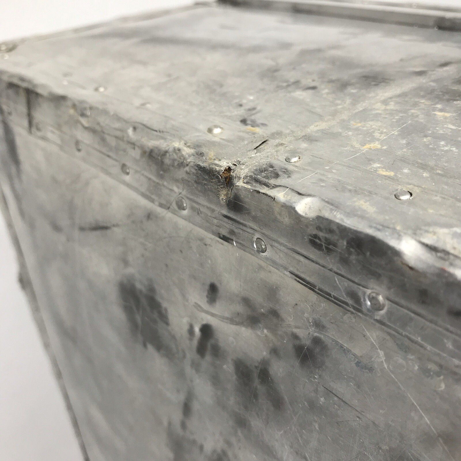 Vintage 40s Aluminum Suitcase Aviation Riveted Metal Luggage 26.25”x16”x8.5″