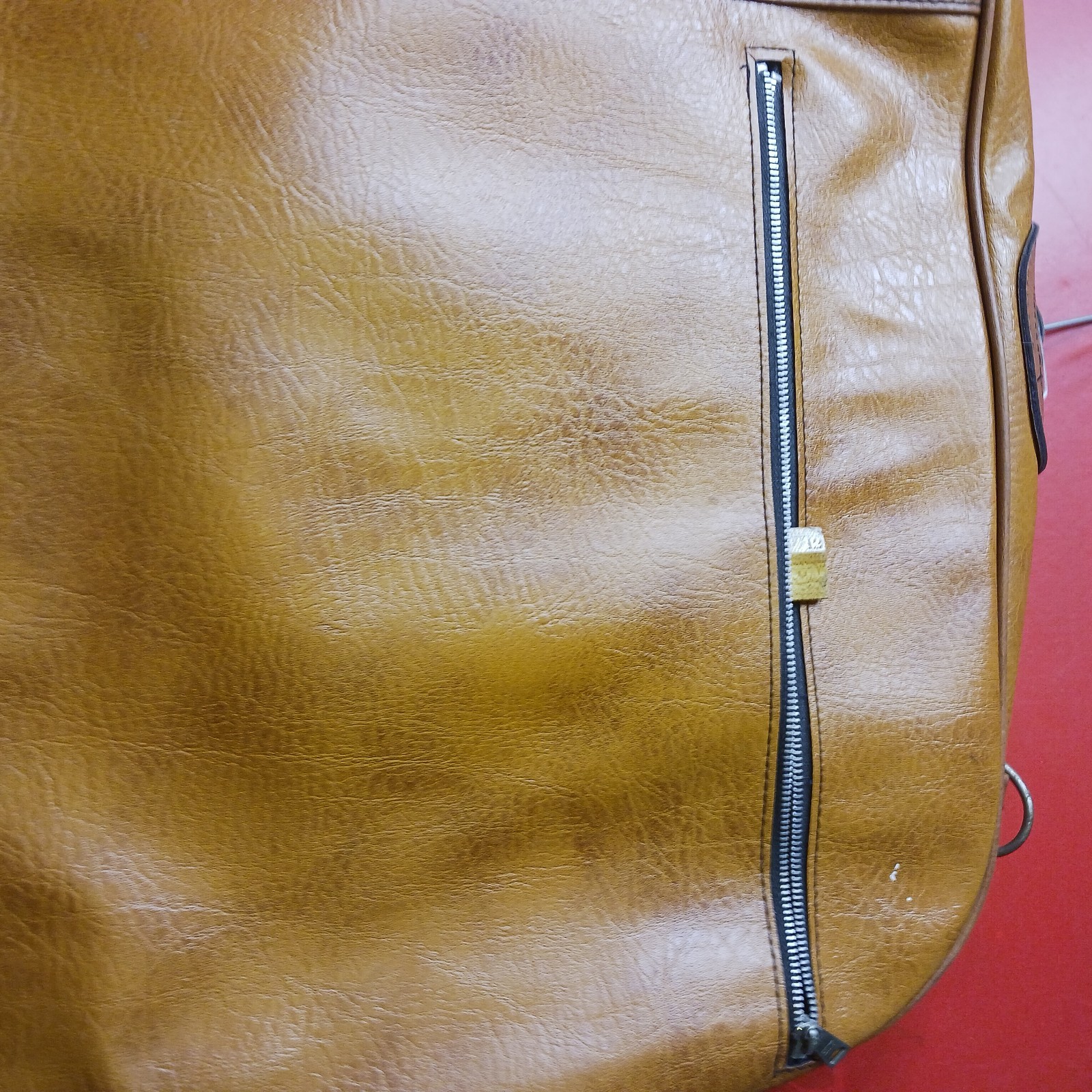 VINTAGE 70s Faux Vegan Leather Garment Suit Bag CARRIER TRAVEL LUGGAGE WARDROBE
