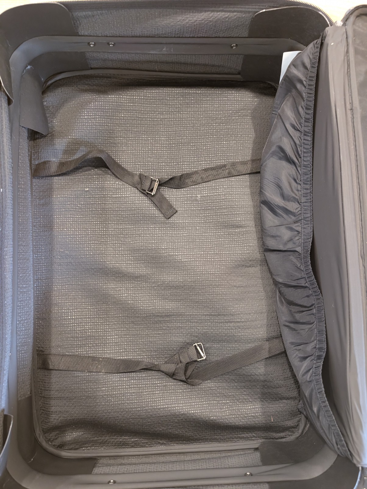 VTG Pierre Cardin The Tweed Collection Suitcase 28″ Pullman Wheels Luggage READ